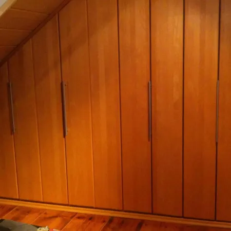 Familien-zimmer Mit Bad Und Garten In Privathaus Hell, Gemuetlich, Ruhig, Eigenes Grosses Badezimmer *